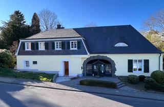 Wohnung mieten in Bergstrasse, 42897 Remscheid, Arztpraxis mit Charme in bester Lage