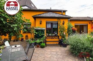 Einfamilienhaus kaufen in 53919 Weilerswist, Bungalow im Hof für die Oma und Klinkerhaus für ihre Familie