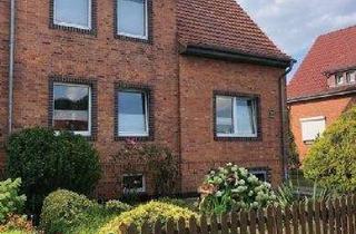 Anlageobjekt in 18273 Güstrow, gepflegtes Mehrfamilienhaus mit schön angelegtem Garten