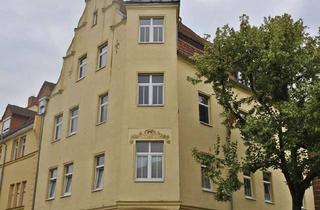 Wohnung mieten in Erzberger Straße 22, 06217 Merseburg, 3-Raum-Erdgeschoss-Wohnung im sanierten Altbau