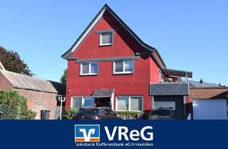 Haus kaufen in 25566 Lägerdorf, Energetisch saniertes Zweifamilienhaus wartet auf neuen Eigentümer - Mehrgenerationenwohnen möglich!