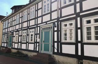 Doppelhaushälfte kaufen in 32602 Vlotho, Wunderschön restauriertes Fachwerkhaus mit 4 Wohneinheiten
