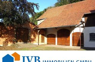 Haus kaufen in 32602 Vlotho, Landwirtschaftliche Besitzung mit Stallungen, Reithalle und ca. 3 ha Grundstück in Vlotho!