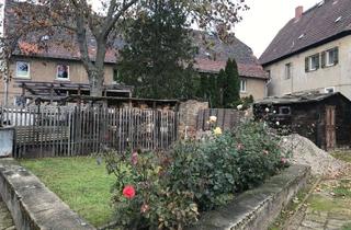 Mehrfamilienhaus kaufen in Friedrich-Henze-Straße 79, 06179 Teutschenthal, begrünter Innenhof mit 2 Mehrfamilienhäusern und Abstellräumen