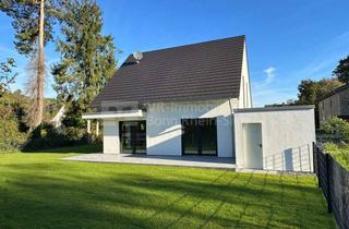 Einfamilienhaus kaufen in 53797 Lohmar, Attraktives, freistehendes Einfamilienhaus mit zeitloser Architektur in Lohmar-Agger