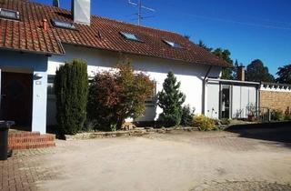 Haus kaufen in 72108 Rottenburg am Neckar, 2-Familienhaus mit Einliegerwohnung und zusätzlichem Bauplatz