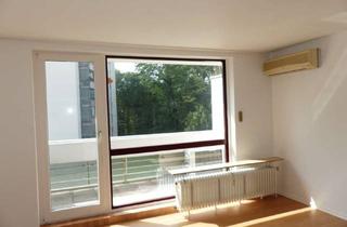 Wohnung kaufen in 30880 Laatzen, *Laatzen* renovierte 2-Zimmerwohnung mit Balkon für Kapitalanleger