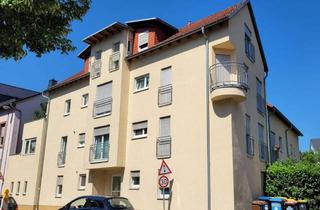 Wohnung kaufen in 63452 Hanau, 3 Zimmer Dachgeschosswohnung