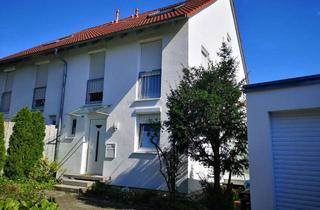 Doppelhaushälfte kaufen in 71083 Herrenberg, Grosszügige Doppelhaushälfte/ Niedrigenergiehaus/ Renoviert