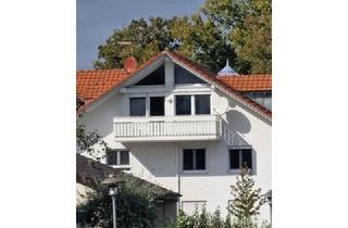 Wohnung kaufen in 88284 Wolpertswende, Helle und gemütliche 3 Zimmer-Dachgeschoss-Wohnung mit Balkon