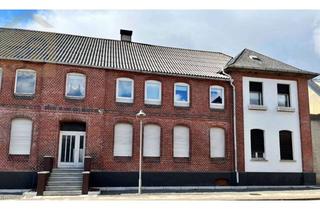 Mehrfamilienhaus kaufen in 38489 Bornsen, Mehrfamilienhaus mit 3 Wohneinheiten und Pool in Lüdelsen! Mein Haus = Mein Makler!