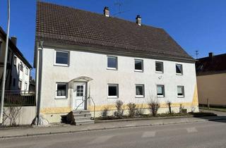 Haus kaufen in 86381 Krumbach (Schwaben), Vielseitiges Zweifamilienhaus mit Ausbaupotenzial und idyllischem Garten