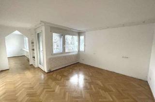 Wohnung kaufen in 73732 Esslingen am Neckar, Außergewöhnliche 3,5 Zi.-Wohnung mit Dachterrassen & Garage in ES!