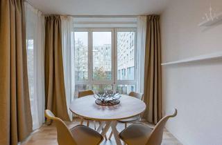 Immobilie mieten in Agricolastraße 19, 10555 Tiergarten (Tiergarten), Voll möbliertes 1,5-Zimmer-Apartment an der Spree