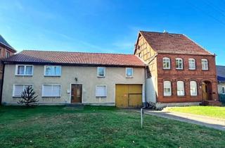 Haus kaufen in Dorfplatz 18, 38486 Schwiesau, Großer 3-Seitenhof mit 2 Wohnhäusern in Schwiesau bei Klötze zu verkaufen
