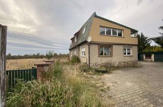 Bauernhaus kaufen in 14542 Werder (Havel), Bauernhof in Plötzin mit Potenzial und 16.327m2 Grundstück