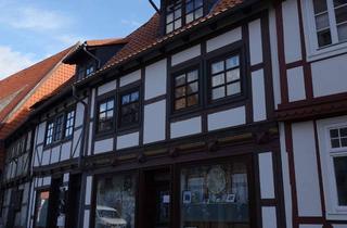 Wohnung kaufen in Neuendorf 29/30, 06484 Quedlinburg, Provisionsfrei: Dachgeschosswohnung im Herzen von Quedlinburg inkl. EBK zur sofortigen Selbstnutzung