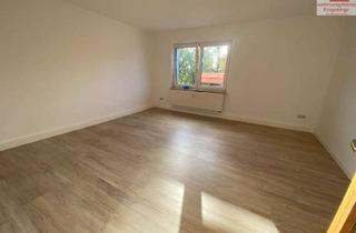 Wohnung mieten in Stollberger Str., 09221 Neukirchen, Neu sanierte 2-Raum-Wohnung mit Stellplatz am Haus!!