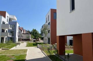 Wohnung kaufen in Seehaldeweg, 71364 Winnenden, Einziehen und Loswohnen: Großzügige 1-Z.-Whg. mit eigenem Garten!!