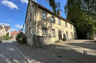Mehrfamilienhaus kaufen in Schornweisach, 91486 Uehlfeld, Vermietetes, renovierungsbedürftiges Mehrfamilienhaus mit 6 Wohneinheiten