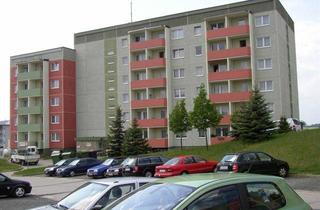 Immobilie mieten in Otto-Riedel-Str. 3, 08606 Oelsnitz, Seniorenappartment mit Balkon und Aufzug