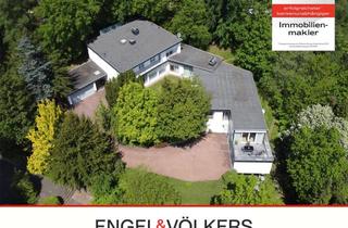 Haus kaufen in 57072 Siegen, Exklusives Architektenhaus: Luxus in A-Lage!