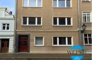 Mehrfamilienhaus kaufen in 39539 Havelberg, Inselgefühl inklusive: Mehrparteienhaus mit eigener Auffahrt in Havelberg