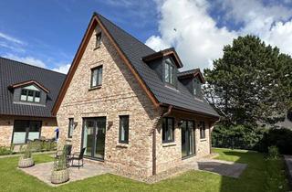 Einfamilienhaus kaufen in 25980 Sylt, Schönes kleines Einfamilienhaus in zentraler Lage von Tinnum
