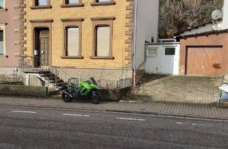 Haus kaufen in 66763 Dillingen, Renovierungsdedürftiges 1-2 Familienhaus in Dillingen - Diefflen zu verkaufen - Handwerker aufgepass