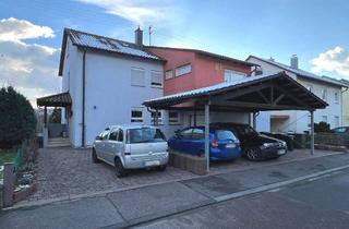 Mehrfamilienhaus kaufen in 75438 Knittlingen, Vermietetes Mehrfamilienhaus mit Garten, einer Garage und 3 Carports in Knittlingen