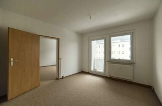 Wohnung mieten in 09429 Wolkenstein, Helle 3-Raum-Wohnung mit Balkon zur Vermietung