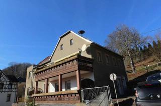 Haus kaufen in 09328 Lunzenau, Anwesen mit toller Aussicht für Ein-bis 2 Familien