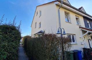 Haus kaufen in Odenwaldstr, 64372 Ober-Ramstadt, Energieeffizientes Reihenendhaus mit 5 Zimmern und Garten