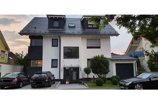 Haus kaufen in 72768 Reutlingen, Bj. 2008 - 2 Wohnungen in einem wunderschönen modernen 3 Familienhaus! Niedrigenergiehaus!