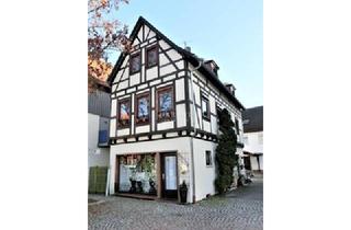 Einfamilienhaus kaufen in 71116 Gärtringen, Fachwerk-Haus mit Flair in repräsentativer Innenorts-Lage, 4 Zi. + 2 Zi. Studio/Laden/Büro, Stpl.