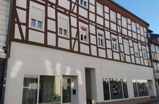 Mehrfamilienhaus kaufen in 38364 Schöningen, Mehrfamilienhaus in Innenstadtlage von Schöningen mit Ausbaureserve und guten Mieteinnahmen