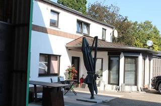 Gewerbeimmobilie kaufen in 47623 Kevelaer, Attraktive Gewerbeimmobilie mit vielfältigem Nutzungspotential in bester Lage an der B9 in Kevelaer