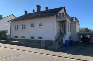 Haus kaufen in 76891 Bruchweiler-Bärenbach, Teilvermietetes großzügiges Zwei- bis Dreifamilienwohnhaus im Dahner Felsenland