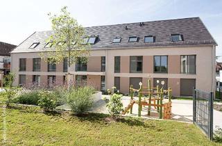 Wohnung kaufen in Schillerstraße 25, 71409 Schwaikheim, Dachgeschoss-Wohlfühlwohnung mit 5 Zimmern, 2 Bädern und Dachterrasse – grün und urban