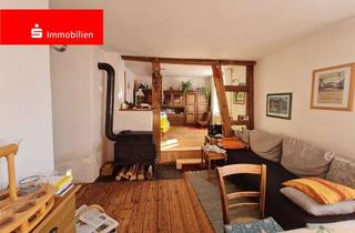 Haus kaufen in 61250 Usingen, Handwerker aufgepasst! Fachwerkhaus mit Scheune mitten in Usingen