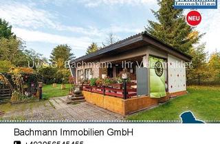 Grundstück zu kaufen in 16321 Bernau, Bernau bei Berlin / Eichwerder: Großes Wohnbaugrundstück bebaubar mit 2 Einfamilienhäusern