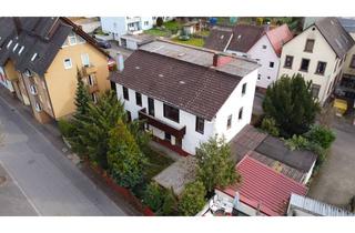 Haus kaufen in 77933 Lahr/Schwarzwald, Projekt mit Baugenehmigung inkl. Planung - Ältere Bestandsimmobilie als 5-Familienhaus