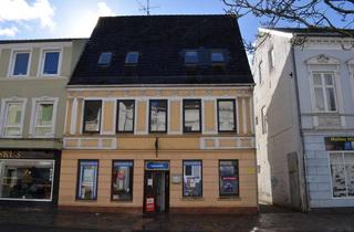 Haus kaufen in 24939 Neustadt, Denkmalgeschütztes MFH mit einer Gewerbe- und zwei Wohneinheiten