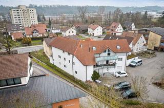 Wohnung kaufen in 88447 Warthausen, Freundlich! 3,5-Zimmer-Eigentumswohnung mit herrlichem Sonnenbalkon