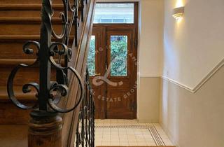 Wohnung kaufen in 60322 Nordend-West, Stilvolle Altbauwohnung mit Potential im Herzen des Frankfurter Nordends