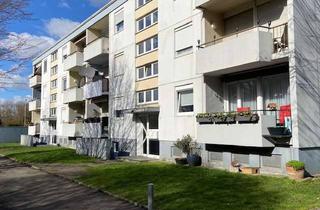 Anlageobjekt in 41515 Grevenbroich, Sichere Rendite: Lang vermietete 3-Zimmer-Wohnung mit Balkon und Garage