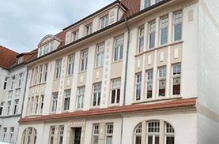 Wohnung kaufen in Rudolf-Breitscheid-Str. 30, 19053 Paulsstadt, Kapitalanlage: Schöne 3-Zimmer-Wohnung mit Balkon