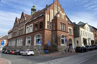 Gewerbeimmobilie mieten in 23909 Ratzeburg, Historische Gewerbefläche in bester Lauflage