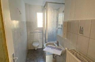 Wohnung mieten in Straße Der Einheit 33, 04741 Roßwein, Angebot - 3 Monate Kaltmietfrei - 3-Raum-Wohnung . Bad mit Dusche und Fenster