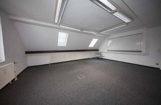 Büro zu mieten in 96476 Bad Rodach, Repräsentative Büroräume, in guter Lage zu vermieten!